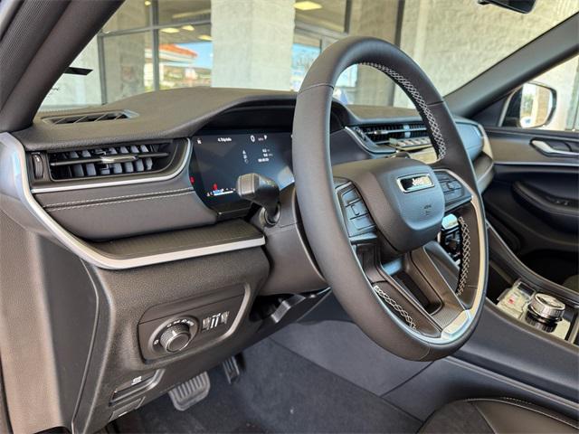 new 2025 Jeep Grand Cherokee L car, priced at $45,675