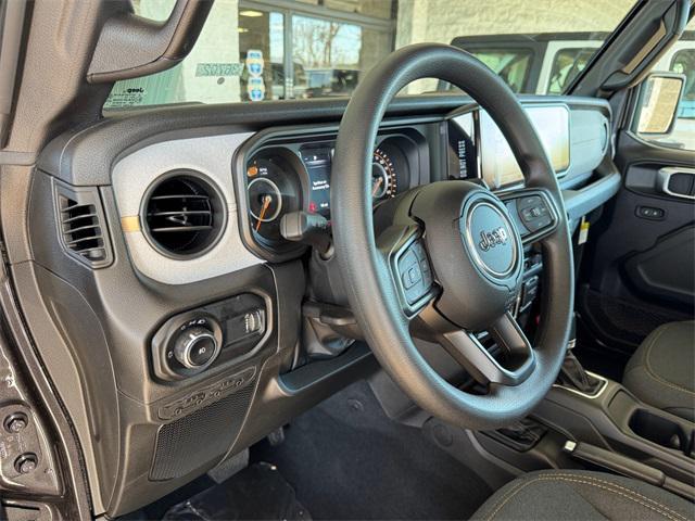 new 2025 Jeep Wrangler car, priced at $41,150