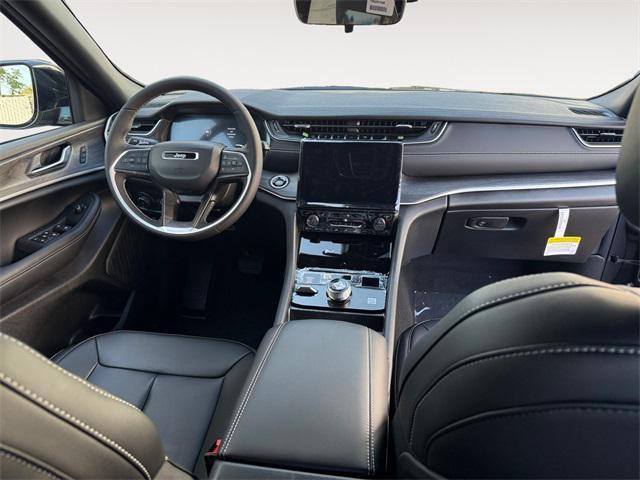 new 2025 Jeep Grand Cherokee L car, priced at $44,954
