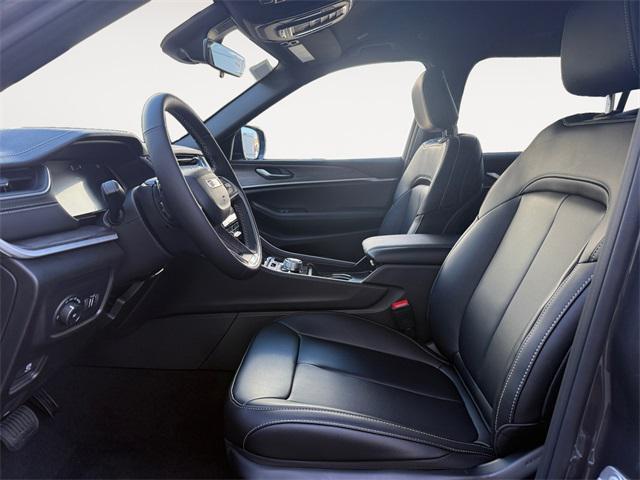 new 2025 Jeep Grand Cherokee L car, priced at $44,954