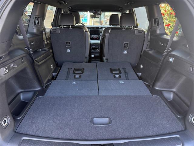 new 2025 Jeep Grand Cherokee L car, priced at $44,954