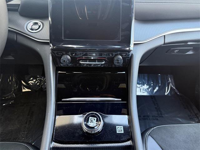 new 2025 Jeep Grand Cherokee L car, priced at $38,157