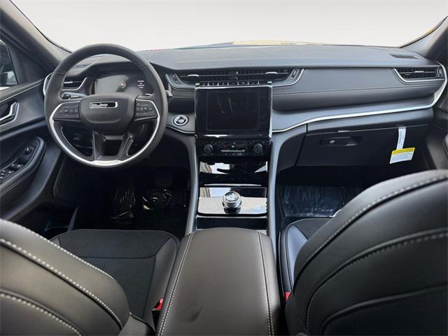 new 2025 Jeep Grand Cherokee L car, priced at $38,157