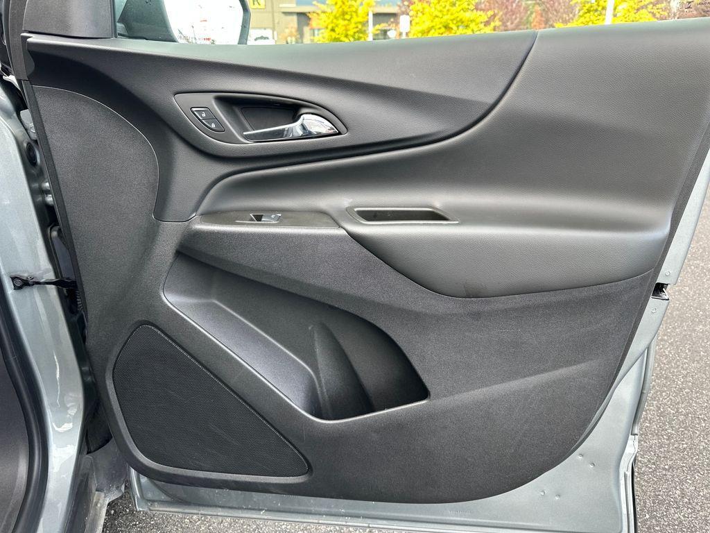 used 2024 Chevrolet Equinox car, priced at $22,378