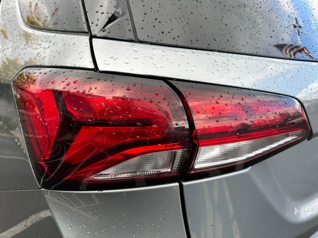 used 2024 Chevrolet Equinox car, priced at $22,378