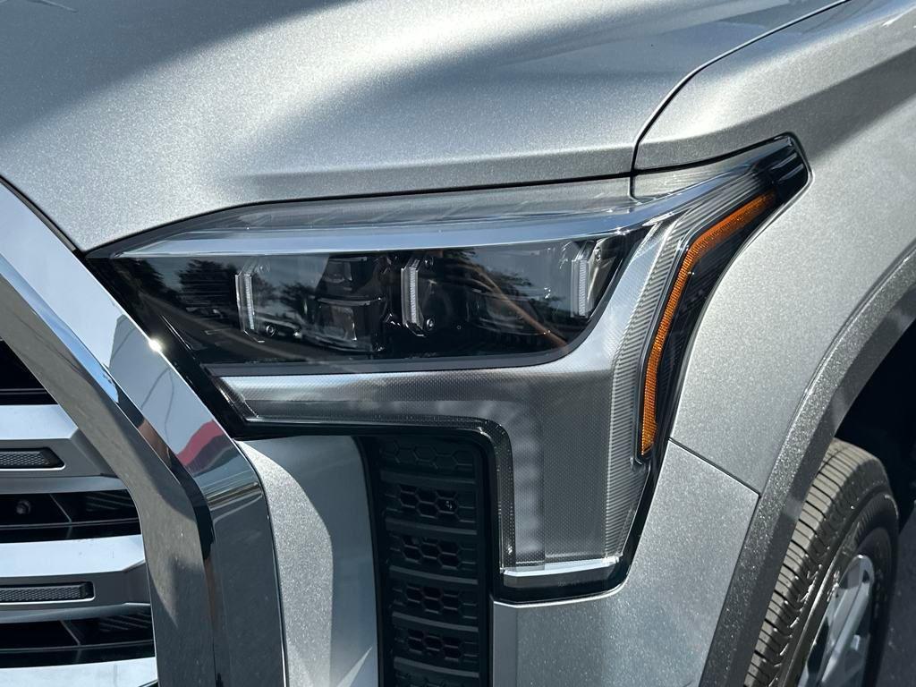 new 2025 Toyota Tundra Hybrid car, priced at $75,461