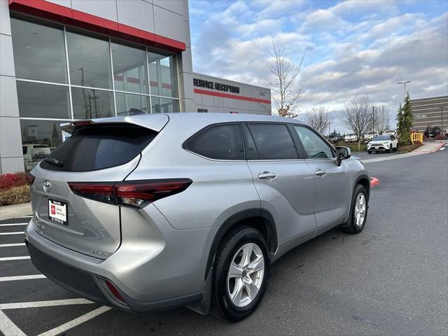 used 2024 Toyota Highlander car, priced at $39,353