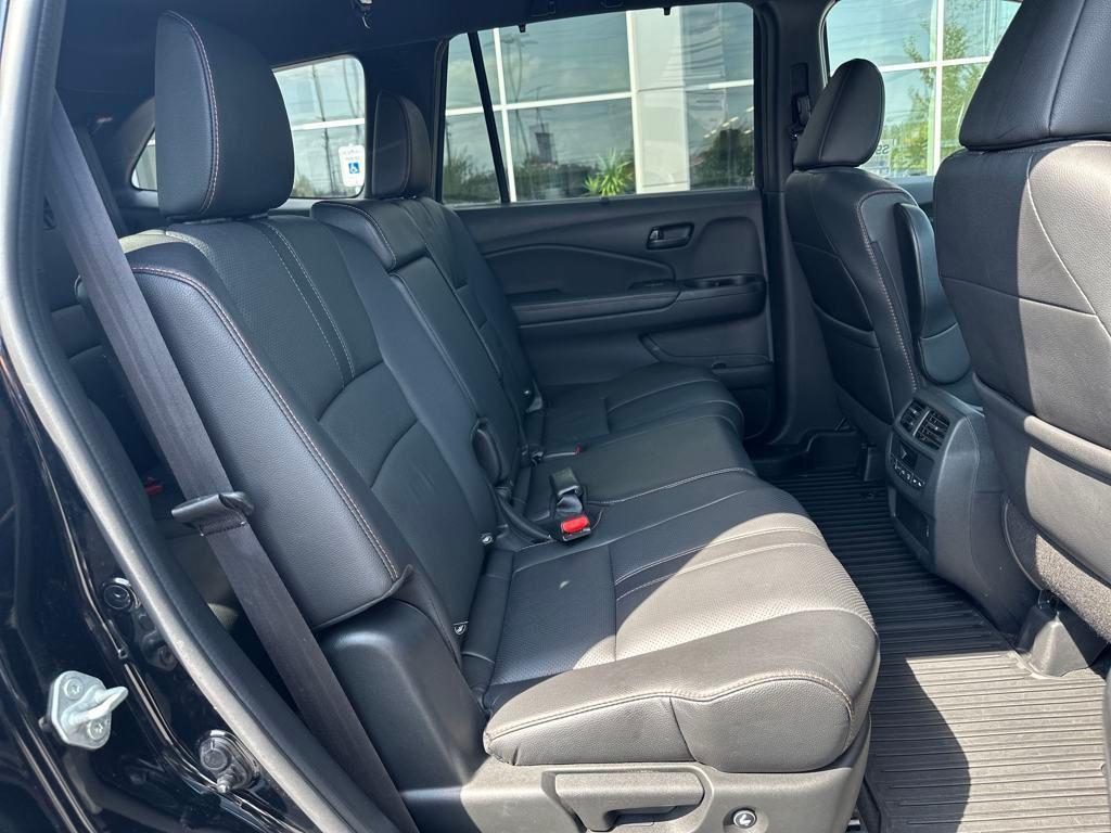 used 2022 Honda Pilot car, priced at $34,532