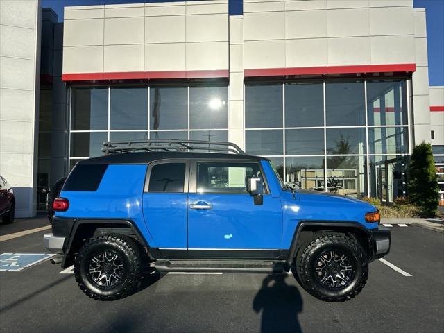 used 2007 Toyota FJ Cruiser car, priced at $18,486