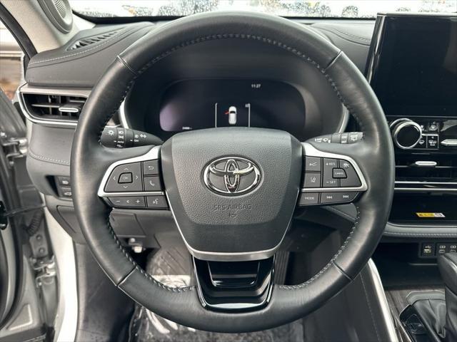 used 2023 Toyota Highlander Hybrid car, priced at $51,324