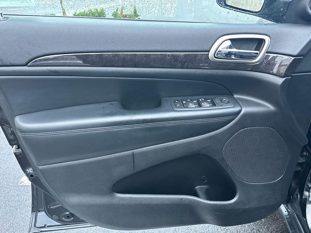 used 2012 Jeep Grand Cherokee car, priced at $9,634