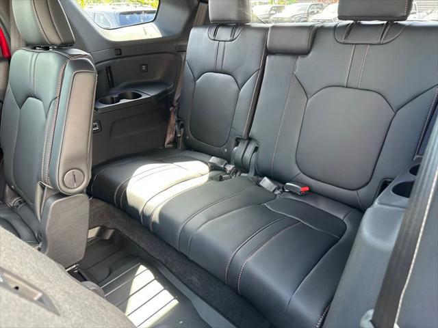 used 2025 Honda Pilot car, priced at $51,714