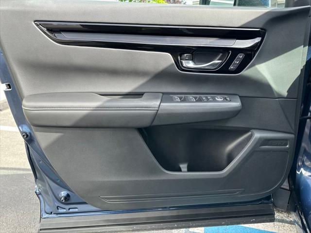 used 2025 Honda CR-V car, priced at $35,852