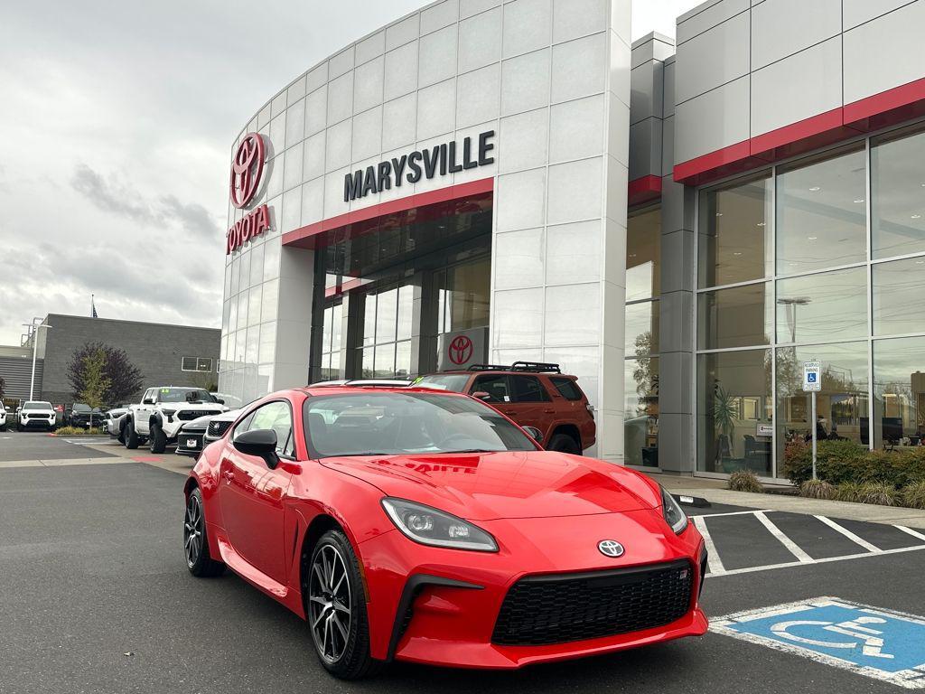 new 2025 Toyota GR86 car, priced at $33,084