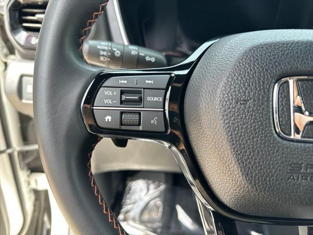 used 2025 Honda Pilot car, priced at $41,827
