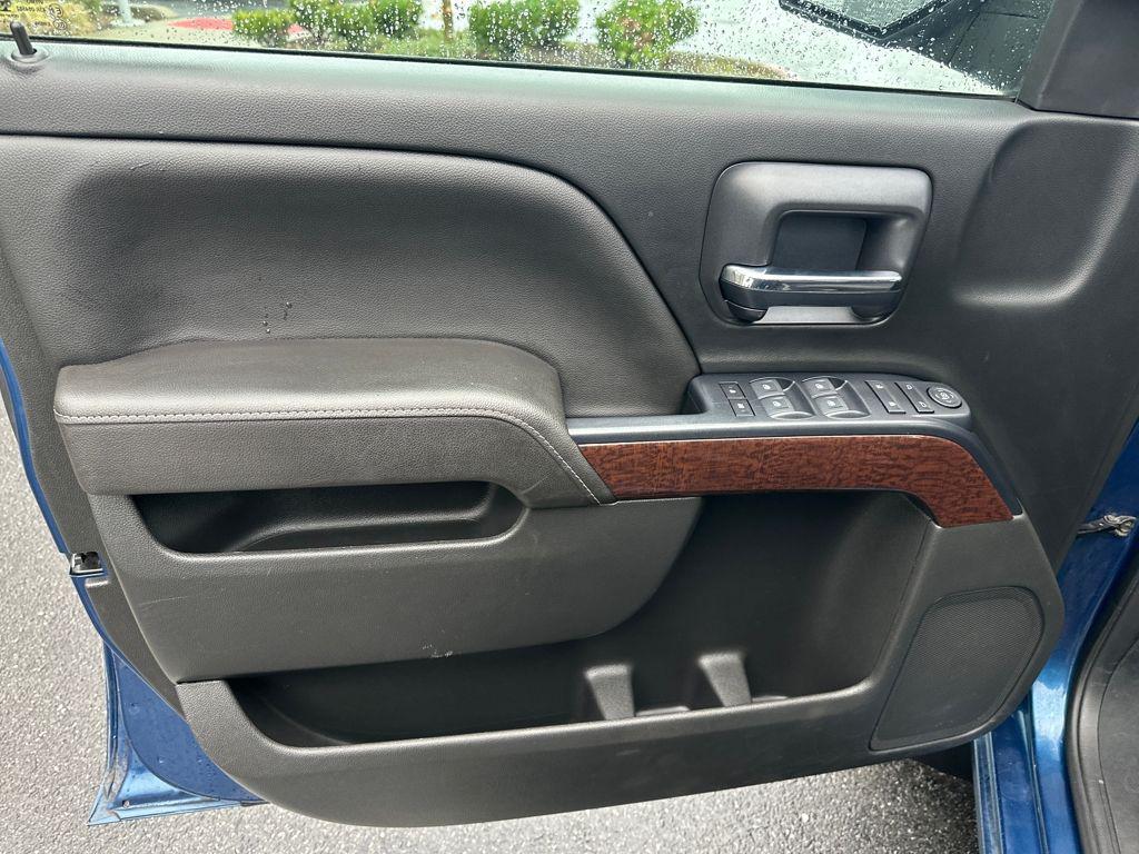 used 2018 GMC Sierra 1500 car, priced at $25,892