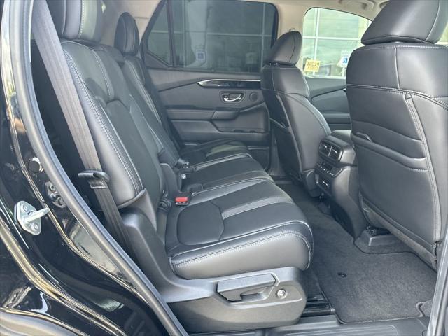 used 2025 Honda Pilot car, priced at $44,123
