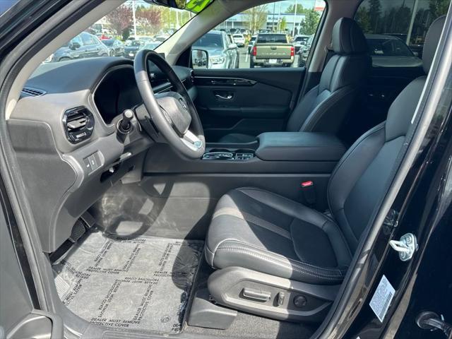 used 2025 Honda Pilot car, priced at $43,811
