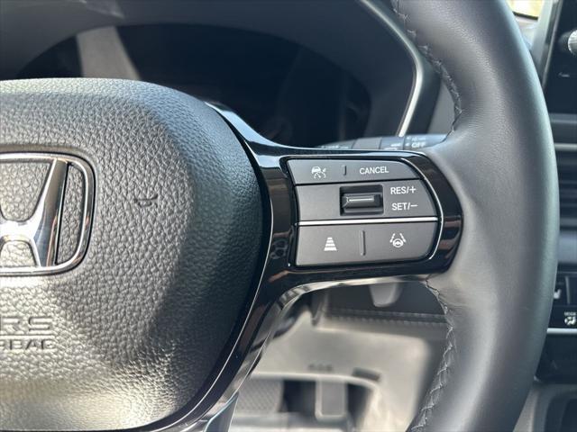 used 2025 Honda Pilot car, priced at $44,123