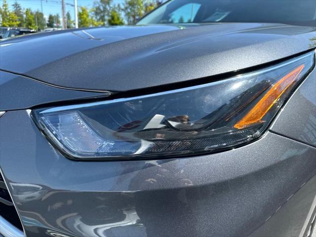 used 2022 Toyota Highlander car, priced at $39,834