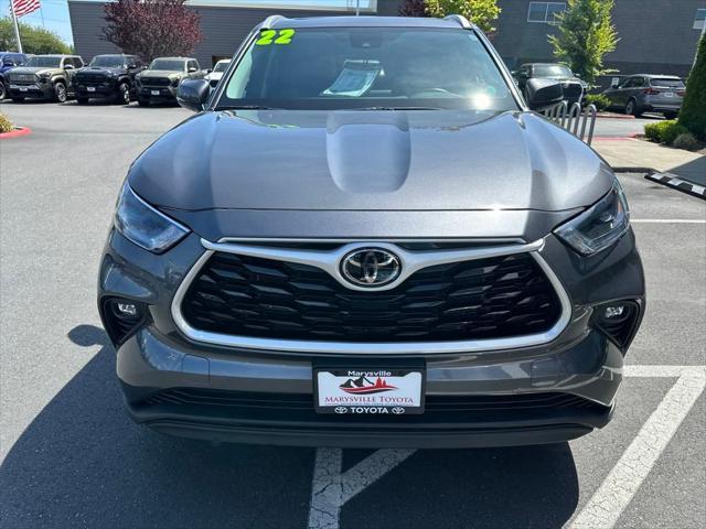 used 2022 Toyota Highlander car, priced at $39,834