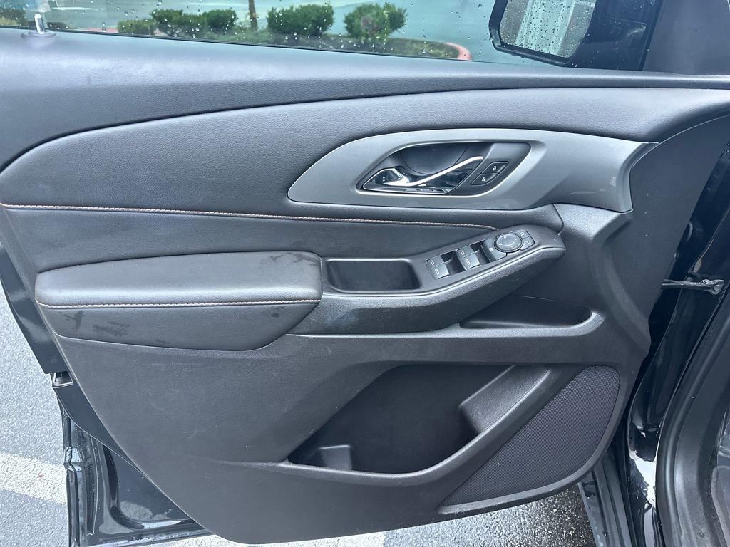 used 2019 Chevrolet Traverse car, priced at $16,263