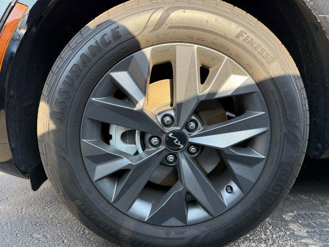 used 2023 Kia Sportage Hybrid car, priced at $33,000