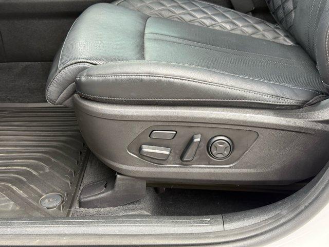 used 2022 Kia Sorento car, priced at $27,000