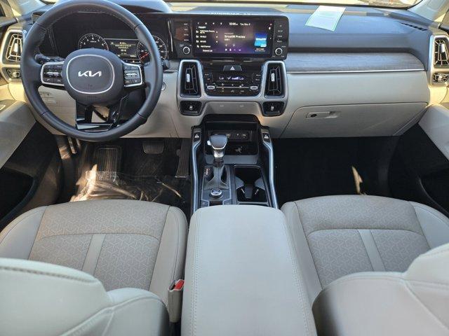 used 2023 Kia Sorento car, priced at $28,500