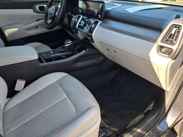 used 2023 Kia Sorento car, priced at $28,500