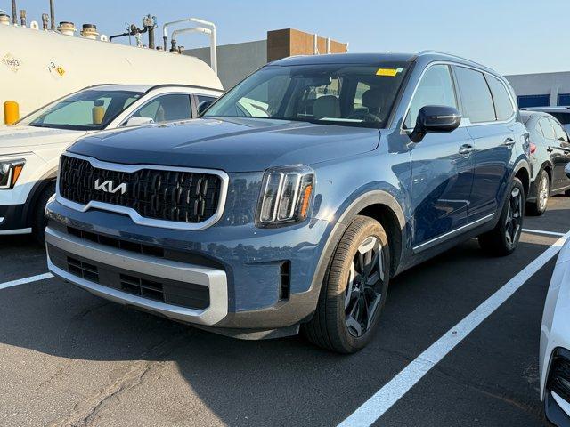 used 2024 Kia Telluride car, priced at $35,500