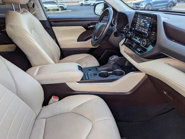 used 2021 Toyota Highlander car, priced at $34,500