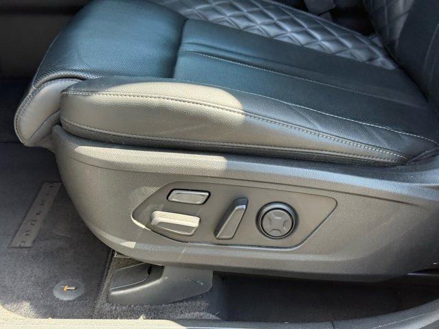 used 2022 Kia Sorento car, priced at $31,000