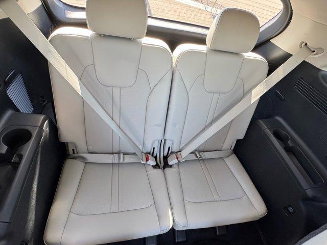 used 2023 Kia Sorento car, priced at $29,500