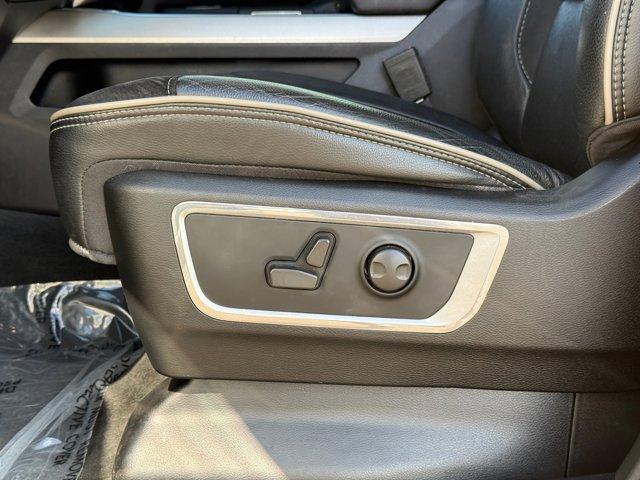 used 2022 Ram 1500 car, priced at $38,000