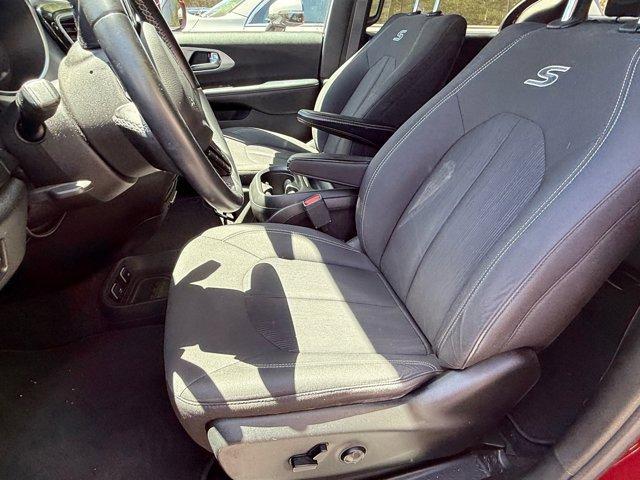 used 2018 Chrysler Pacifica car, priced at $14,500