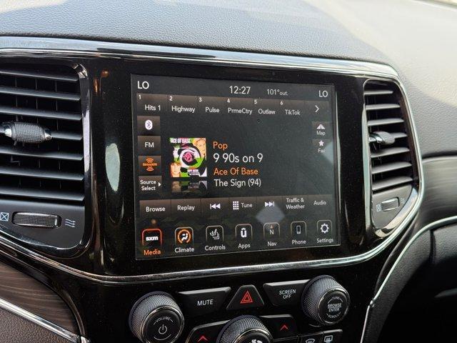used 2021 Jeep Grand Cherokee car, priced at $27,500