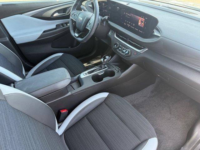 used 2024 Buick Envista car, priced at $21,000