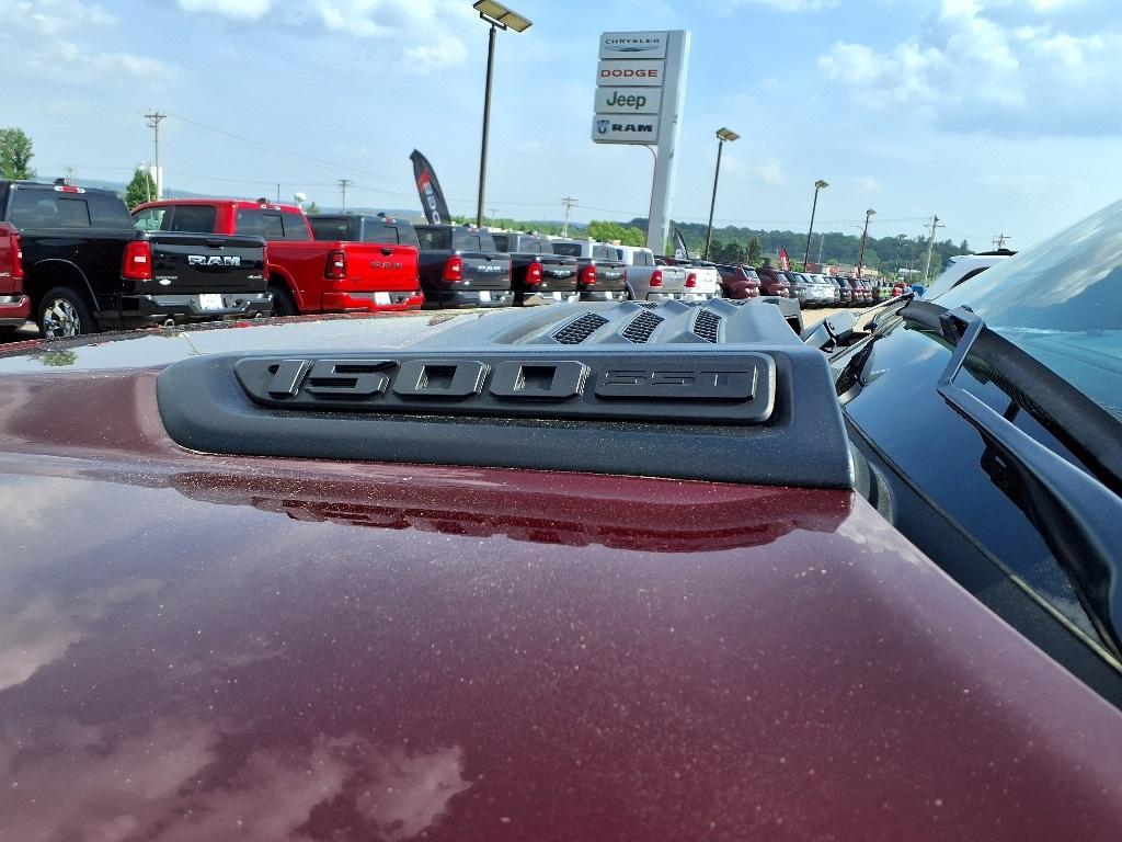 new 2025 Ram 1500 car, priced at $59,417