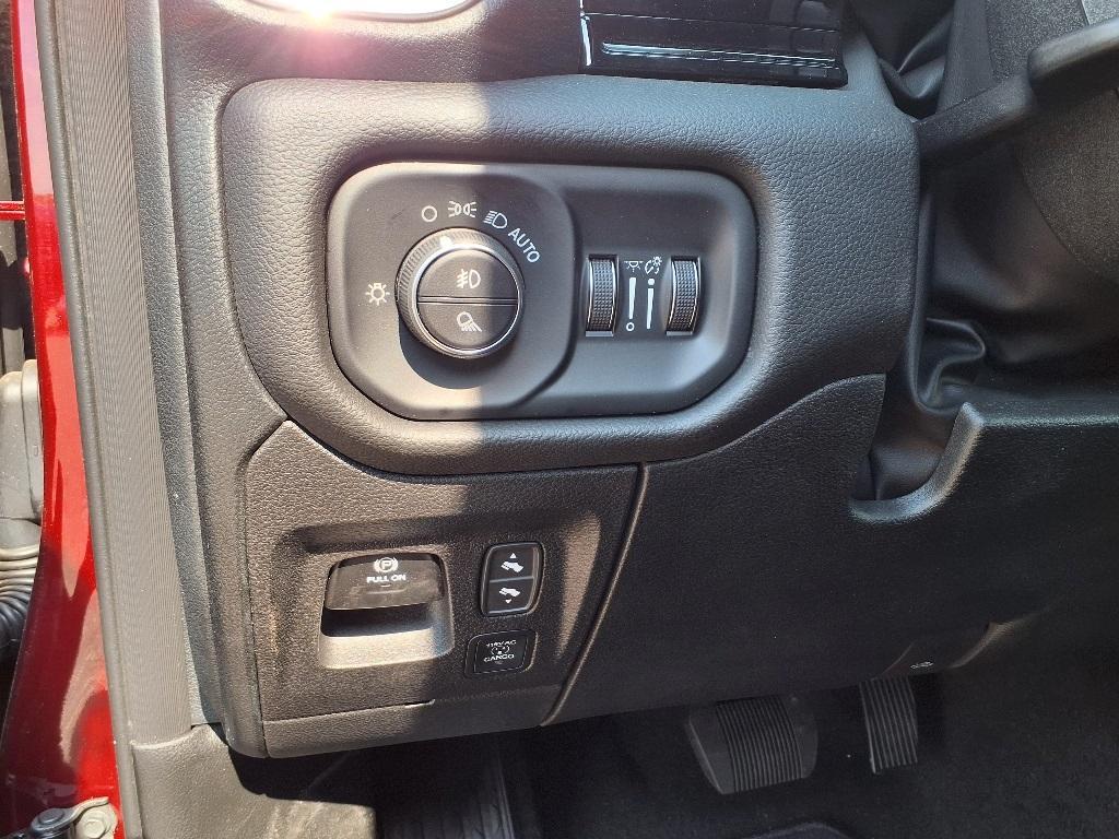 new 2025 Ram 1500 car, priced at $59,417
