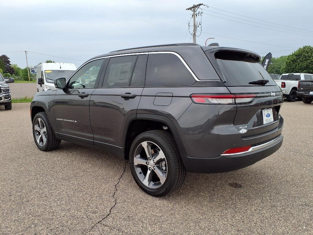 new 2025 Jeep Grand Cherokee car, priced at $54,646