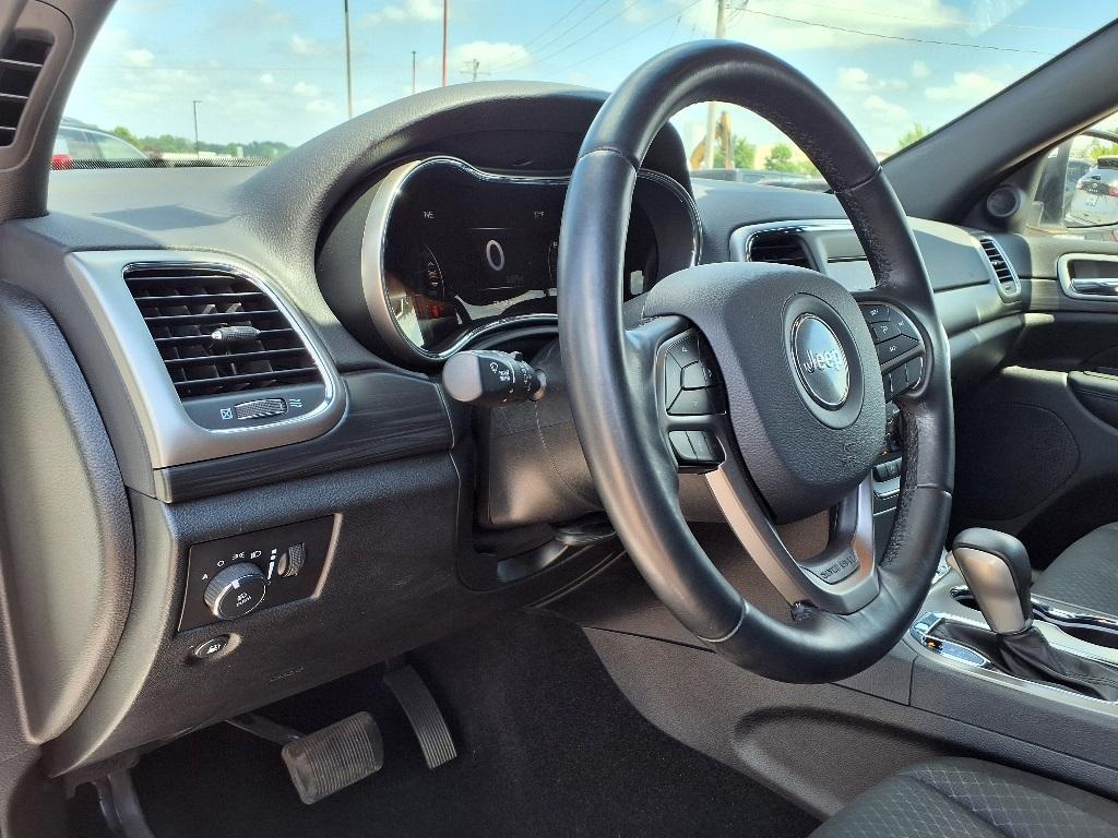 used 2021 Jeep Grand Cherokee car, priced at $22,964