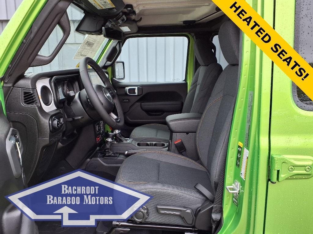 new 2025 Jeep Gladiator car, priced at $52,187