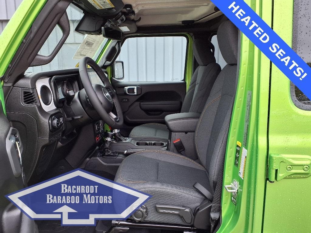 new 2025 Jeep Gladiator car, priced at $52,687