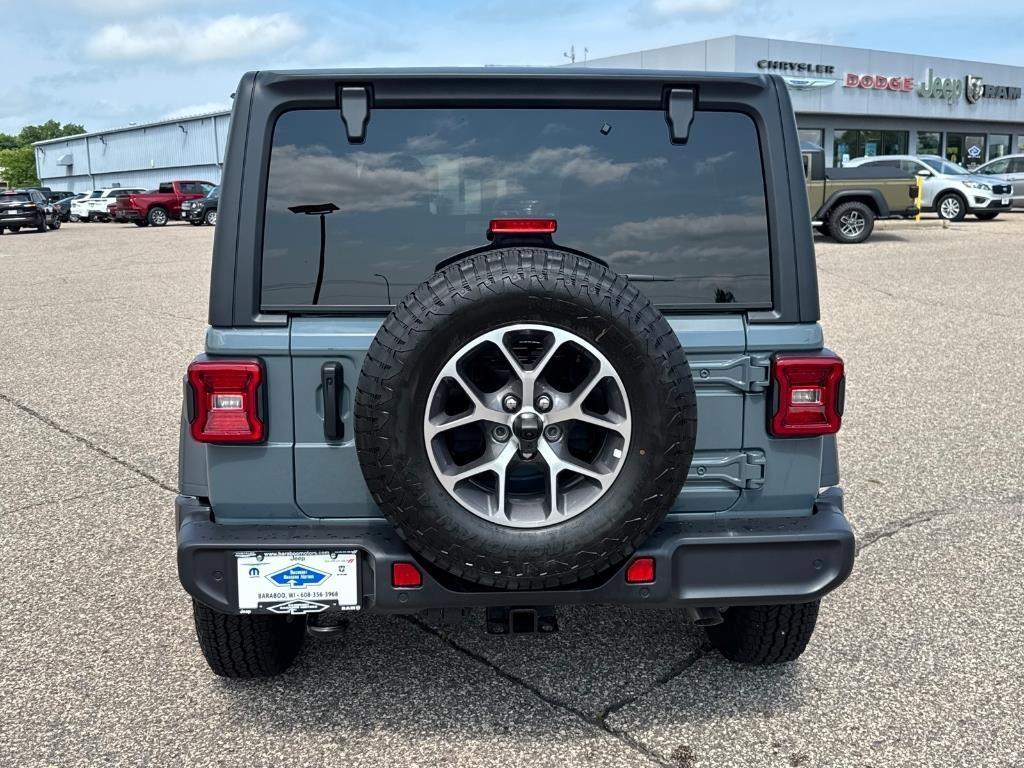 new 2025 Jeep Wrangler car, priced at $55,475