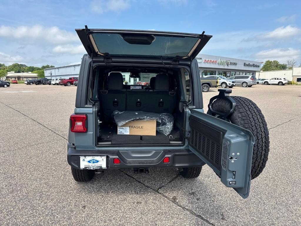 new 2025 Jeep Wrangler car, priced at $55,475