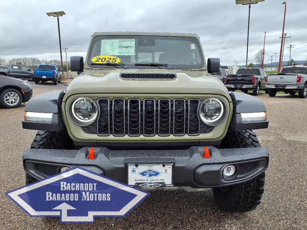 new 2025 Jeep Gladiator car, priced at $56,302