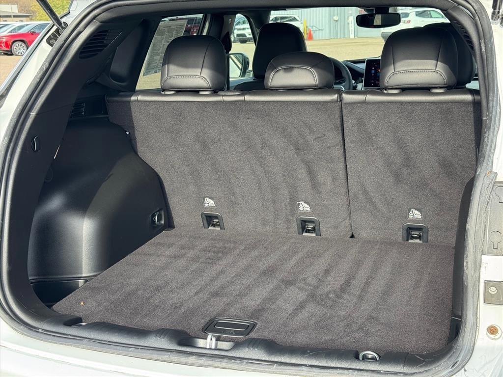 used 2025 Jeep Compass car, priced at $29,879