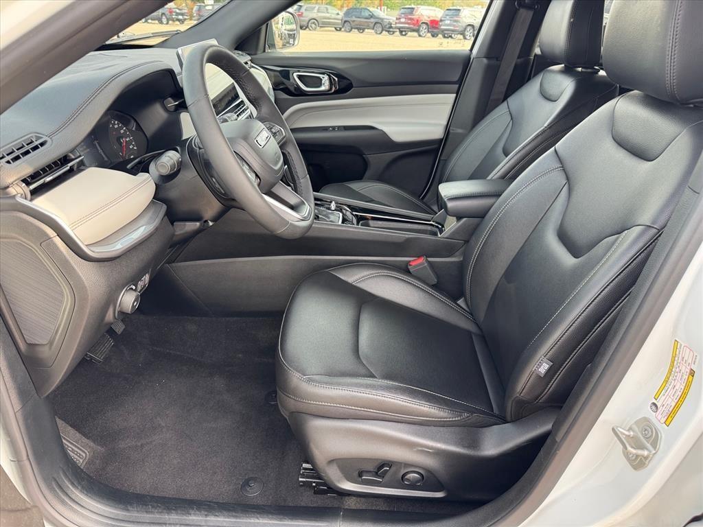 used 2025 Jeep Compass car, priced at $29,879