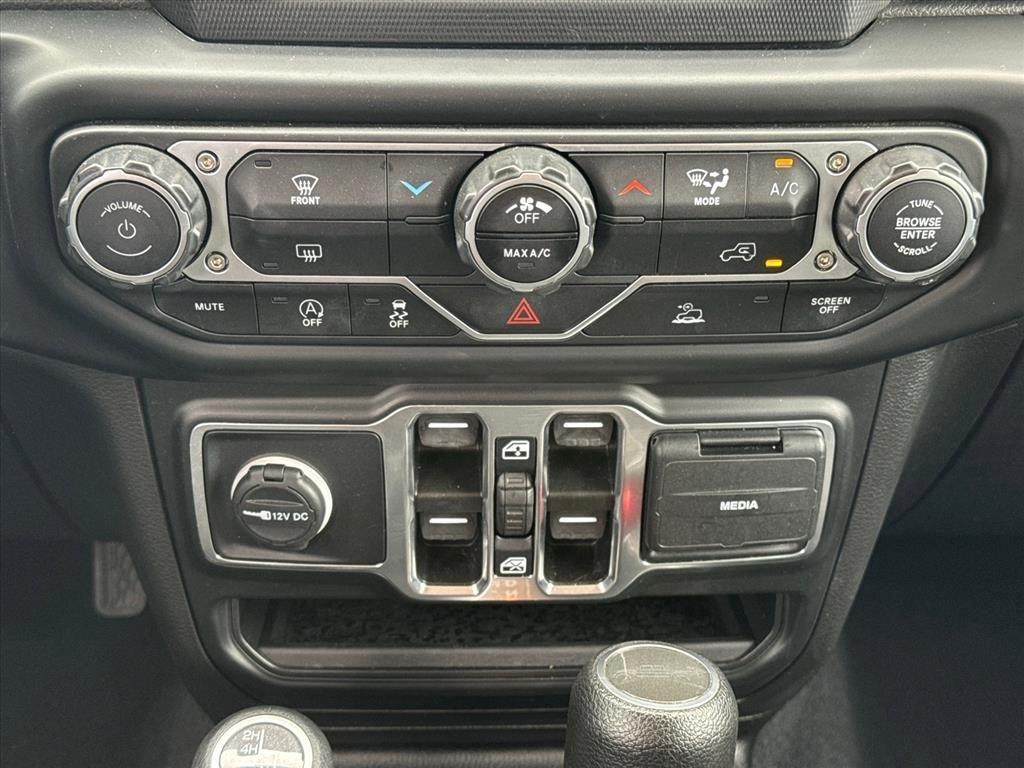 used 2023 Jeep Gladiator car, priced at $29,186